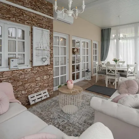 Tündér-lak Daire *